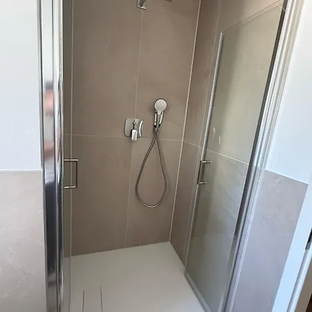 Apartment Neues City-apartment Nahe Der Fuggerei I Stellplatz I Frisch Renoviert I Zentrumnaehe Augsburg