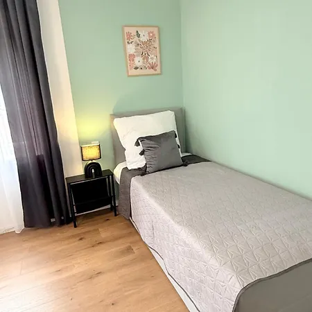 Neues City-apartment Nahe Der Fuggerei I Stellplatz I Frisch Renoviert I Zentrumnaehe * Augsburgo